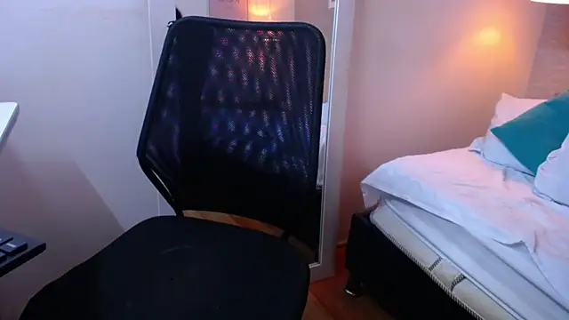 slutty collegegirl online show from 03/22/25, 06:33