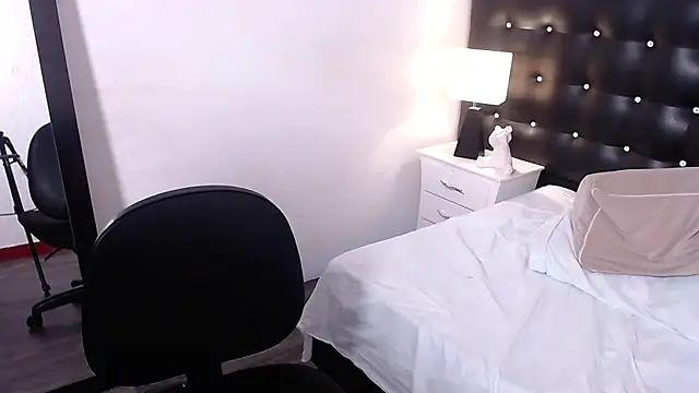 slutty collegegirl online show from 01/31/25, 10:52