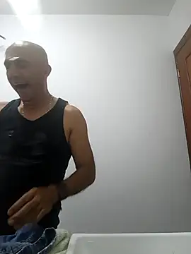 exmilitary online show from 10/02/25, 03:10