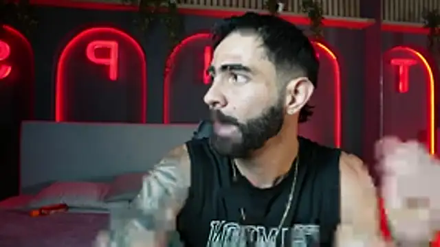 Austin bolt online show from 10/15/25, 02:43