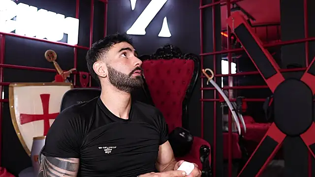 Austin bolt online show from 04/24/26, 02:02