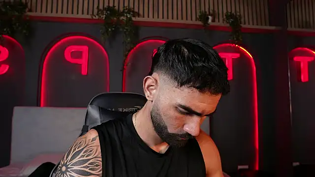 Austin bolt online show from 10/23/25, 02:21