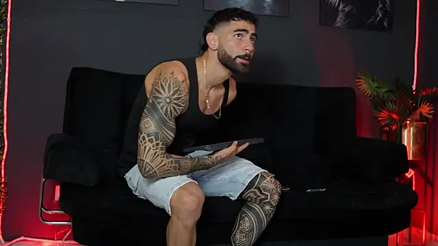 Austin bolt online show from 12/01/25, 03:40