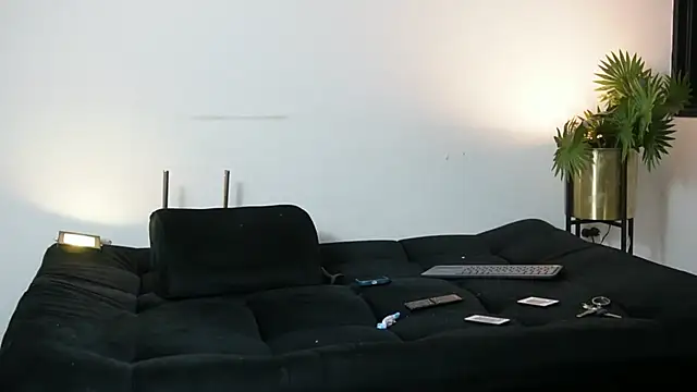 Austin bolt online show from 10/14/25, 03:07