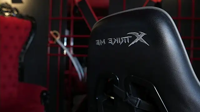 Snapshot of Austin_bolt chatting on 03/10/26, 01:42 Austin bolt online show from 03/10/26, 01:42