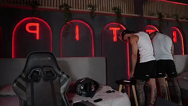 Snapshot of Austin_bolt chatting on 02/10/26, 02:43 Austin bolt online show from 02/10/26, 02:43