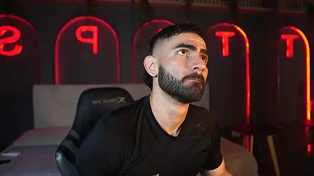 Snapshot of Austin_bolt chatting on 02/07/26, 02:08 Austin bolt online show from 02/07/26, 02:08