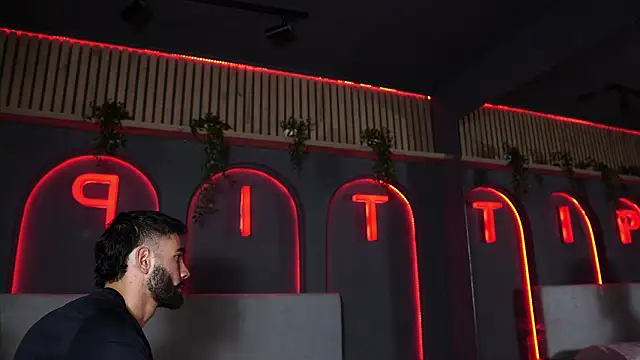 Snapshot of Austin_bolt chatting on 02/11/26, 01:05 Austin bolt online show from 02/11/26, 01:05