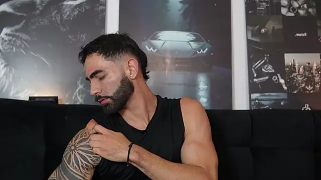 Austin bolt online show from 10/12/25, 01:18