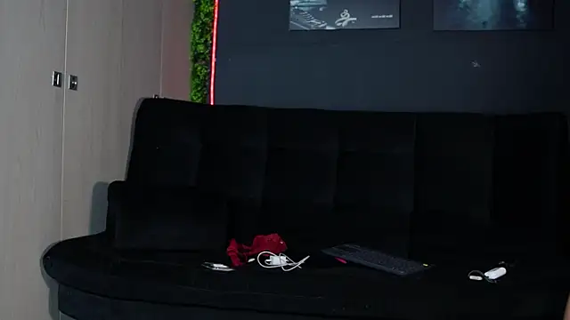 Snapshot of Austin_bolt chatting on 01/12/26, 02:18 Austin bolt online show from 01/12/26, 02:18