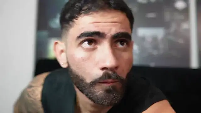 Austin bolt online show from 10/09/25, 02:34