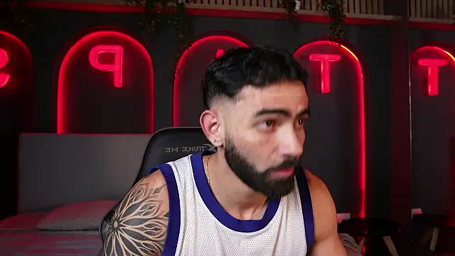 Austin bolt online show from 10/18/25, 02:35