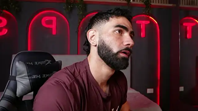 Austin bolt online show from 10/20/25, 02:46