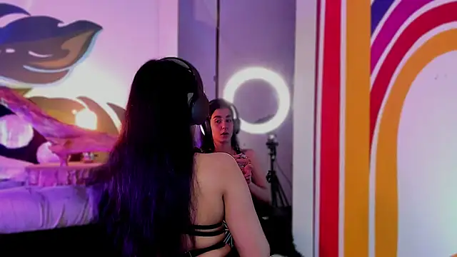 Snapshot of Alice_woodville chatting on 09/17/25, 07:16 Alice woodville online show from 09/17/25, 07:16