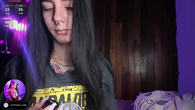 Alice woodville online show from 12/17/25, 02:27