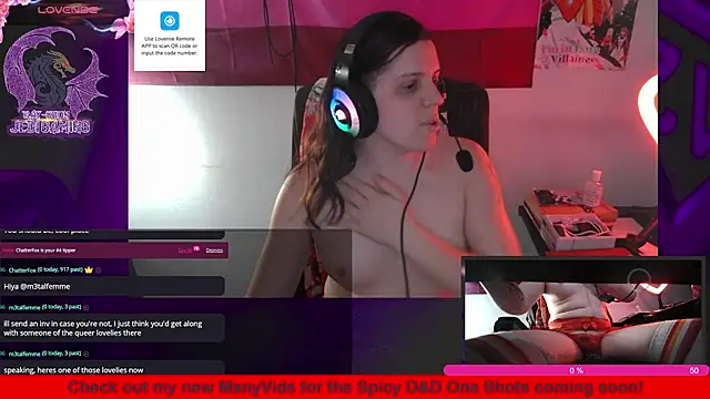 Snapshot of Rae-Suon chatting on 03/11/25, 09:15 Rae-Suon online show from 03/11/25, 09:15