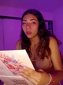 Carlacutte online show from 02/04/25, 02:39