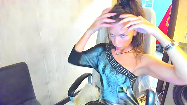 Snapshot of Elizabe_th chatting on 08/01/26, 08:40 Elizabe th online show from 08/01/26, 08:40