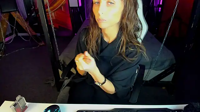 Elizabe th online show from 01/19/25, 08:51