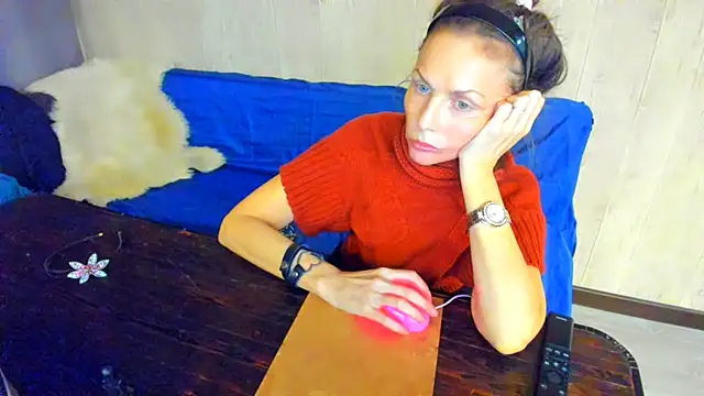 Snapshot of Elizabe_th chatting on 07/24/26, 08:05 Elizabe th online show from 07/24/26, 08:05