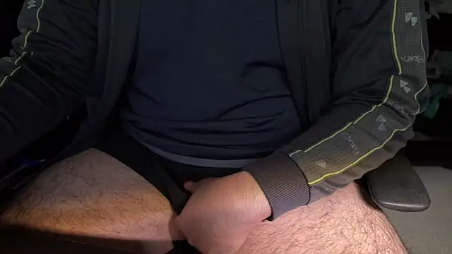 ayuuu4 online show from 02/15/25, 05:17