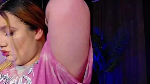 MelanieBrownn online show from 02/18/26, 07:17