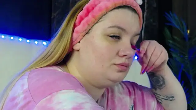 MelanieBrownn online show from 03/11/26, 05:45