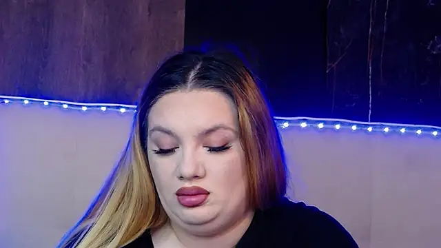 MelanieBrownn online show from 02/08/26, 07:06