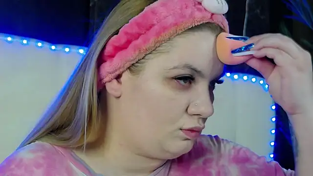 MelanieBrownn online show from 04/13/26, 04:49