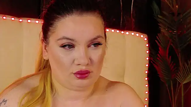 MelanieBrownn online show from 03/27/26, 04:54