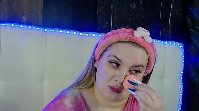 MelanieBrownn online show from 04/14/26, 04:39