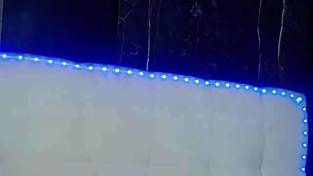 MelanieBrownn online show from 04/12/26, 05:54