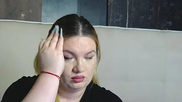 MelanieBrownn online show from 01/11/26, 07:15