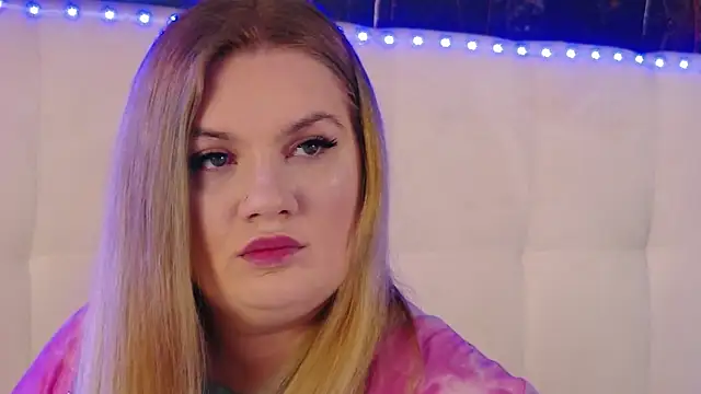 MelanieBrownn online show from 04/11/26, 05:26