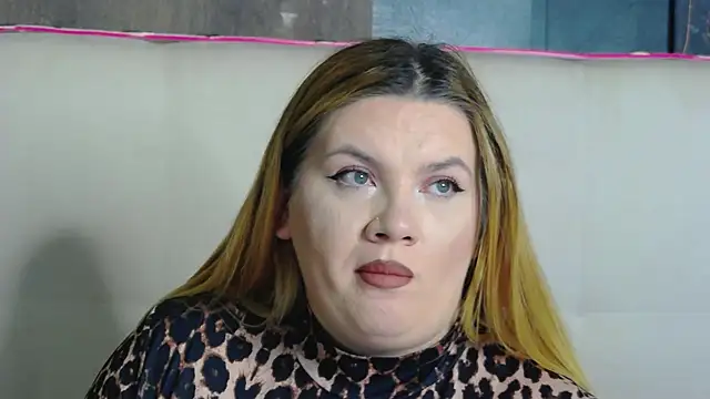 MelanieBrownn online show from 11/23/25, 05:01