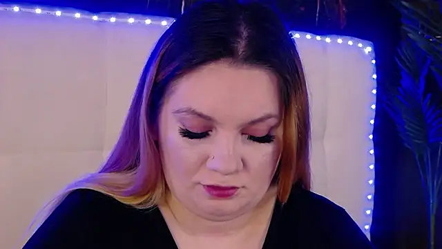 MelanieBrownn online show from 04/07/26, 04:36