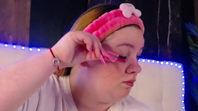 MelanieBrownn online show from 03/10/26, 05:33