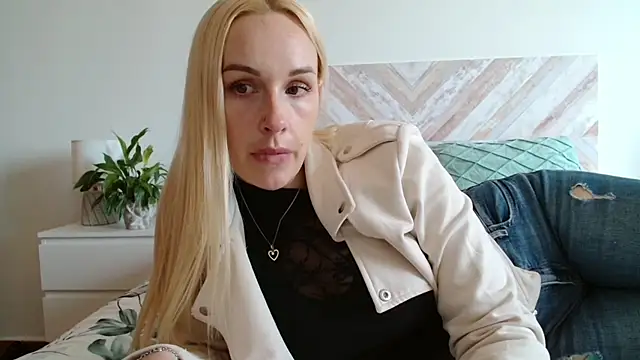 secretmuses online show from 03/23/26, 09:53