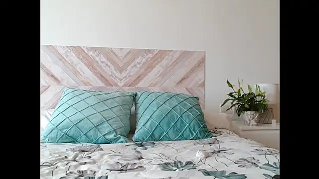 secretmuses online show from 11/17/25, 11:14