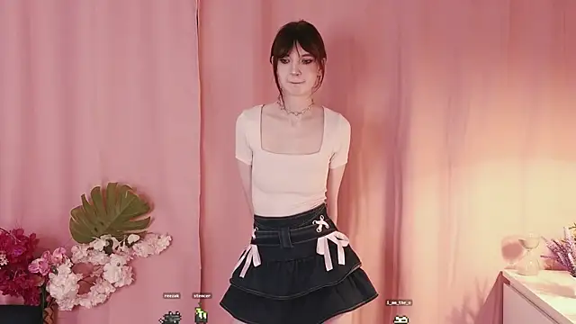 KimWilli online show from 03/19/25, 07:17