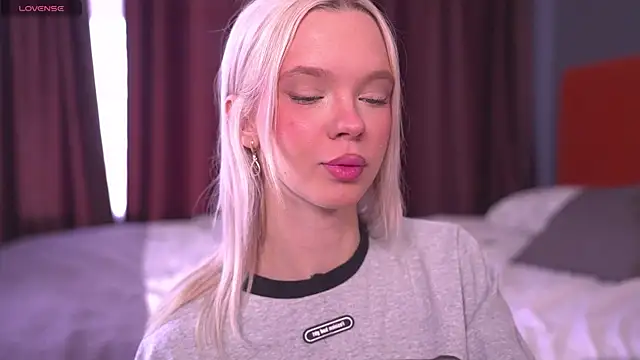  AlinaBailey online show from 06/12/26, 08:12