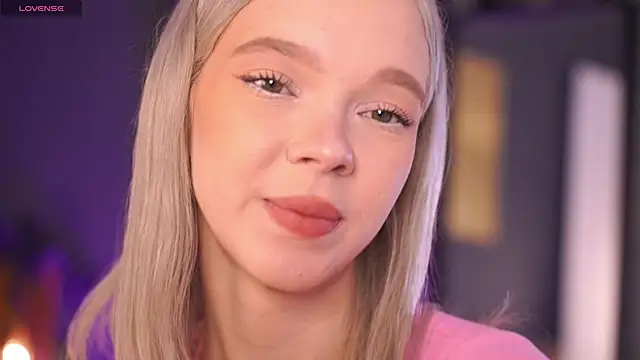  AlinaBailey online show from 02/06/26, 07:48