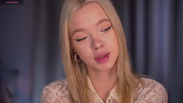  AlinaBailey online show from 10/24/25, 07:40