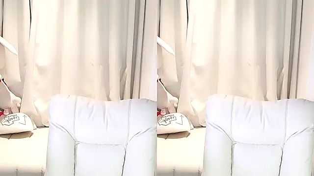 Snapshot of initial-lucky chatting on 01/05/25, 01:47 initial-lucky online show from 01/05/25, 01:47