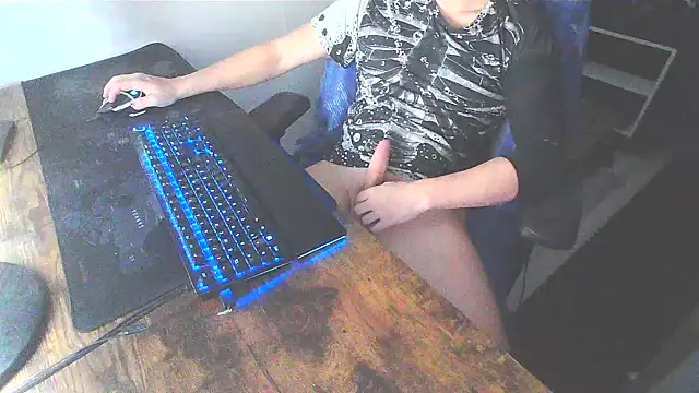 WouldLovetoFuckYou666 online show from 12/10/24, 03:22