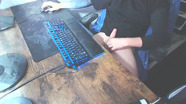 WouldLovetoFuckYou666 online show from 12/04/25, 12:04