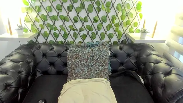 MARGOT WHISPER online show from 09/10/25, 12:04