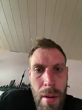 Snapshot of privat-official chatting on 03/21/25, 04:29 privat-official online show from 03/21/25, 04:29