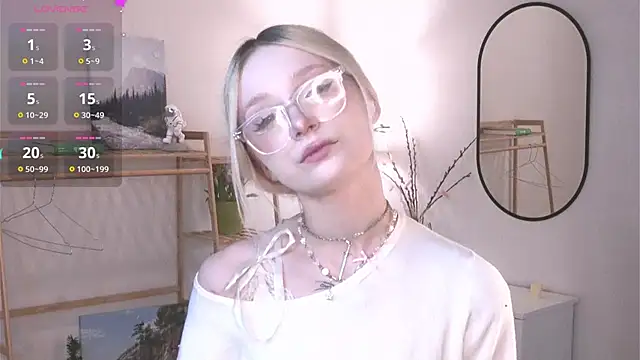 Snapshot of Naughty__Couplles chatting on 02/22/26, 03:09 Naughty Couplles online show from 02/22/26, 03:09