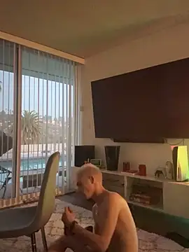 Snapshot of cbuchanan15 chatting on 12/14/25, 01:01 cbuchanan15 online show from 12/14/25, 01:01